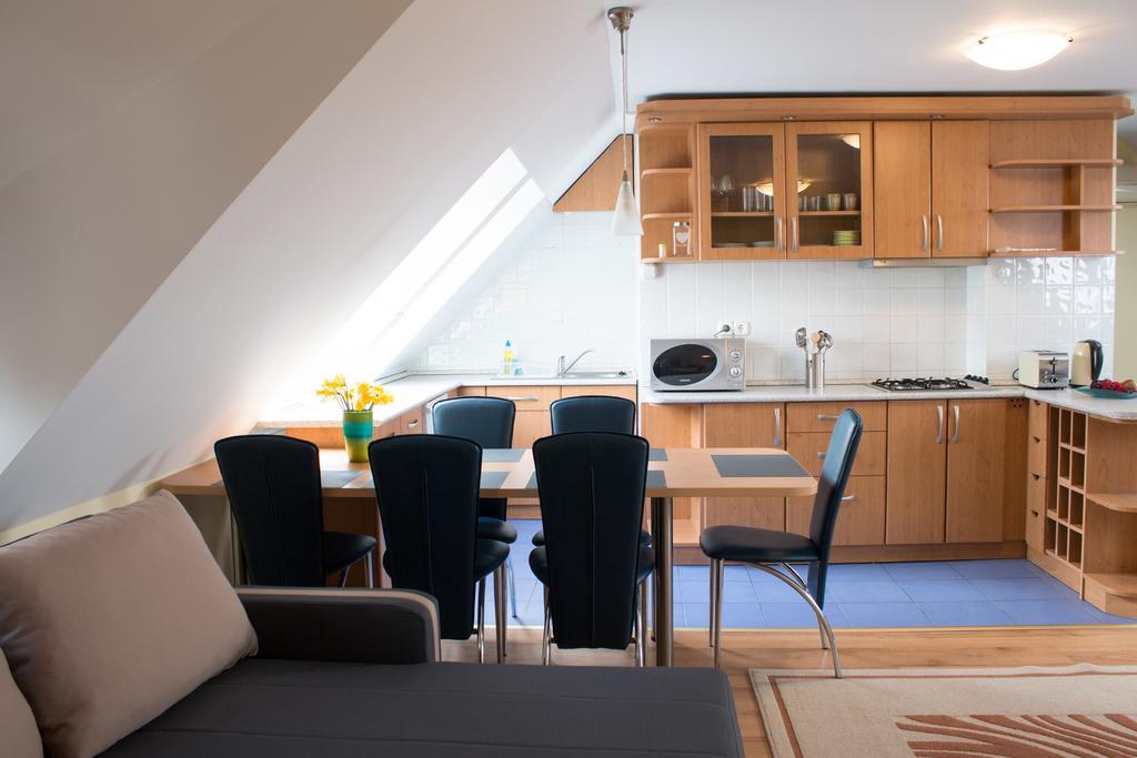 Titan Apartman Gyula Εξωτερικό φωτογραφία